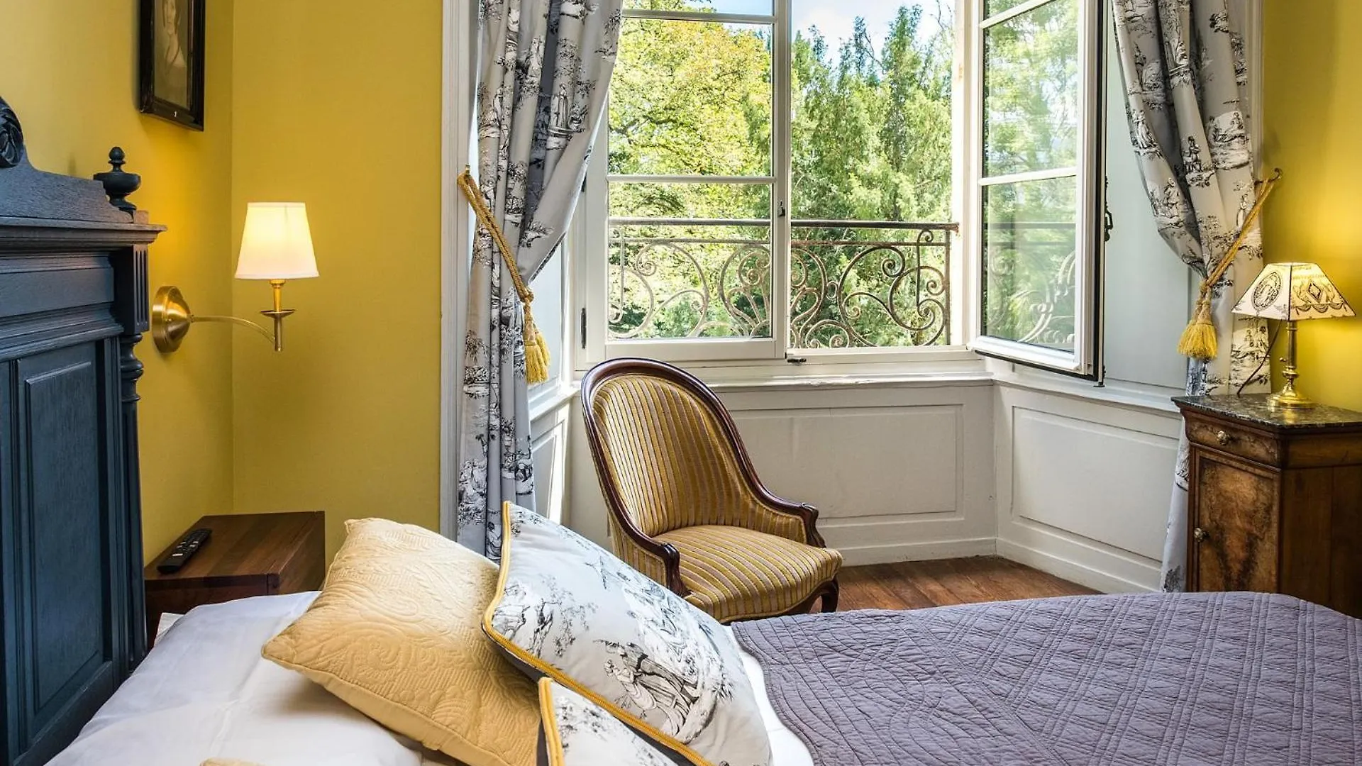 Chateau De Maillat Hotel
